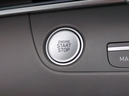 Certified 2024 Hyundai Elantra SEL FWD image 22