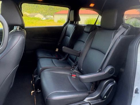 Used 2025 Honda Odyssey Sport-L image 15