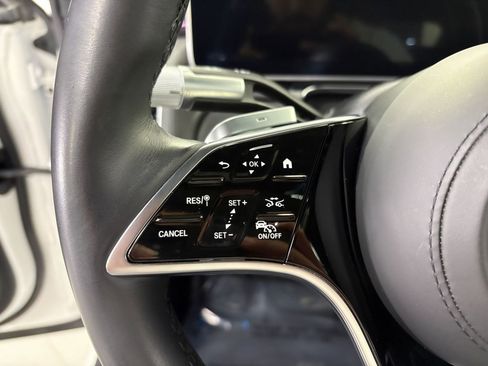 Used 2023 Mercedes-Benz S 500 4MATIC w/ AMG Line image 11