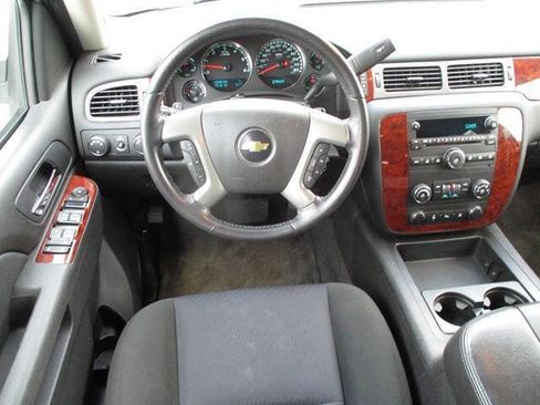 Used 2011 Chevrolet Tahoe LS w/ Convenience Package image 16
