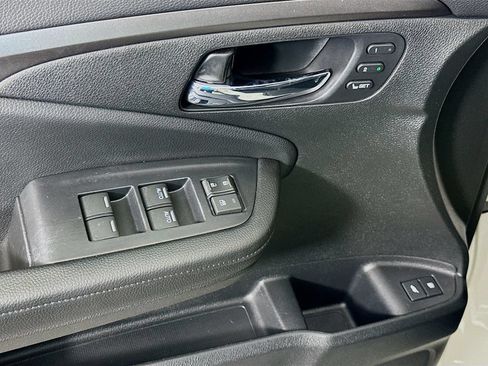 Used 2019 Honda Passport EX-L image 17