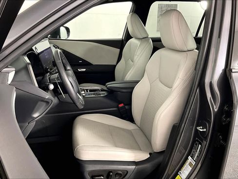 Used 2024 Lexus TX 350 AWD w/ Technology Package image 7