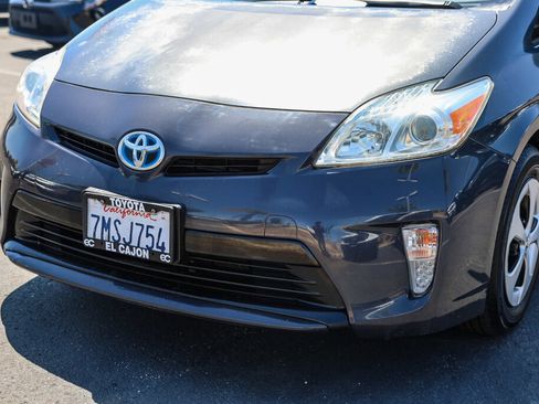 Used 2012 Toyota Prius Three w/ Solar Roof Pkg FWD image 19