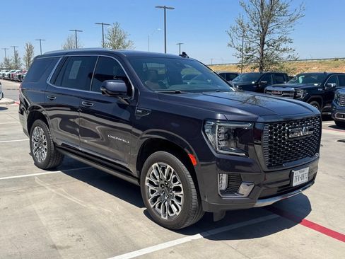 Used 2023 GMC Yukon Denali Ultimate AWD/4WD image 4