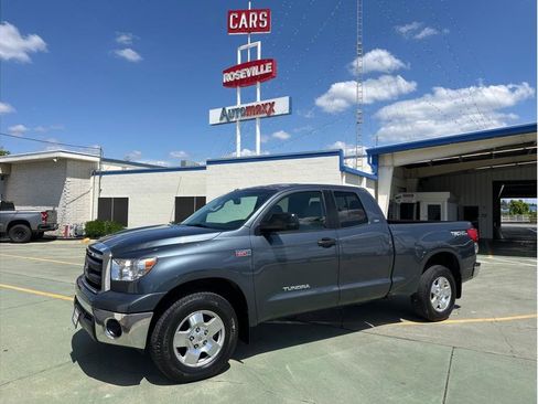 Used 2010 Toyota Tundra 4x4 Double Cab image 11