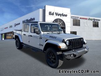 Used 2023 Jeep Gladiator Willys video 1