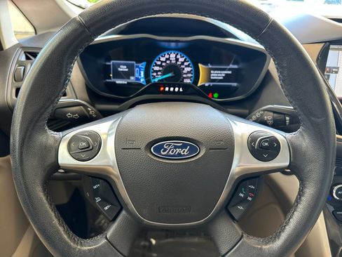 Used 2014 Ford C-MAX Energi SEL w/ Equipment Group 302A FWD image 28