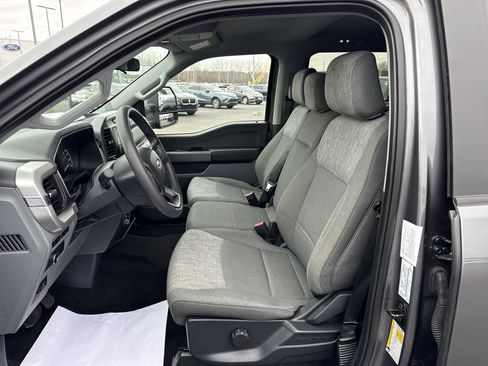 Used 2022 Ford F150 XLT w/ Trailer Tow Package image 13