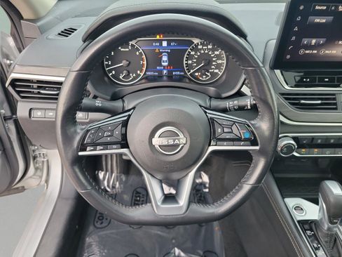 Certified 2024 Nissan Altima 2.5 SV w/ SV Premium Package image 24