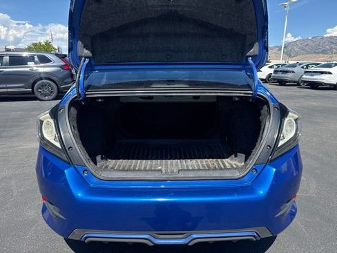 Used 2016 Honda Civic Touring image 27