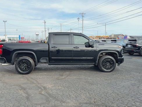 Certified 2024 Chevrolet Silverado 3500 High Country w/ High Country Premium Package image 9
