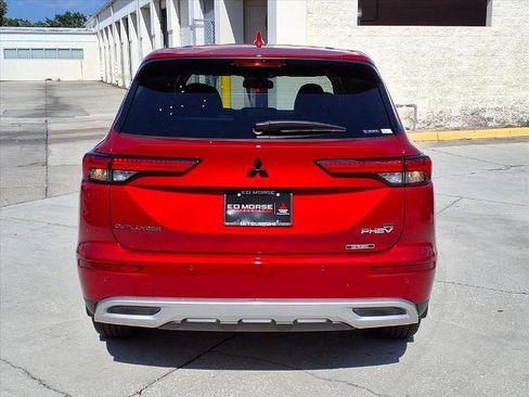New 2025 Mitsubishi Outlander SE AWD/4WD image 4
