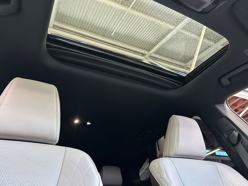 Used 2025 Lexus RX 350 Premium Plus w/ Convenience Package FWD image 25