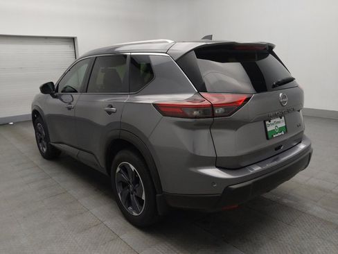 Used 2024 Nissan Rogue SV w/ SV Premium Package FWD image 5