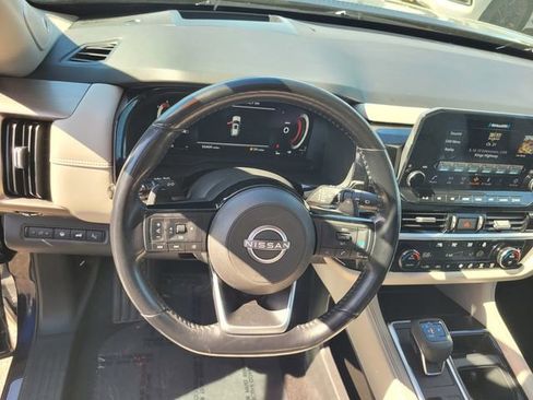 Certified 2022 Nissan Pathfinder Platinum w/ Cargo Package image 30