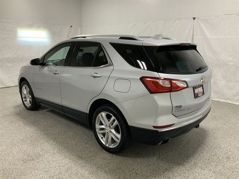 Used 2020 Chevrolet Equinox Premier AWD/4WD image 6