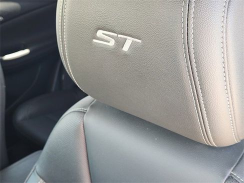 Used 2024 Buick Encore GX Sport Touring image 16