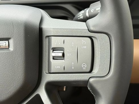 New 2026 Land Rover Defender 130 X-Dynamic SE AWD/4WD image 20