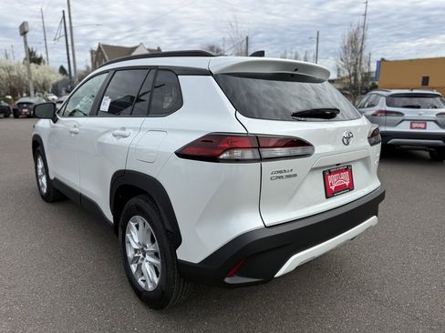 New 2026 Toyota Corolla Cross LE image 6