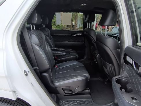 Used 2021 Hyundai Palisade Calligraphy FWD image 17