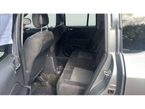 Used 2016 Jeep Compass Sport w/ Power Value Group AWD/4WD image 11