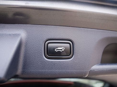 Used 2022 Hyundai Palisade Calligraphy image 11