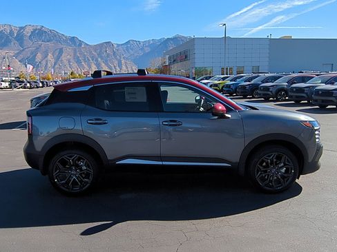 New 2026 Nissan Kicks SR w/ SR Premium Package image 2