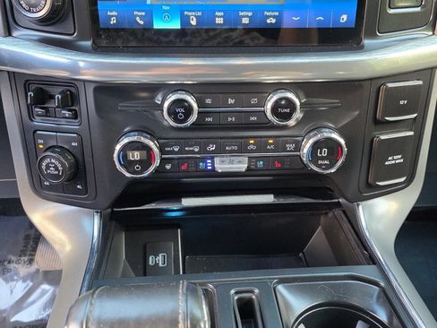 Used 2021 Ford F150 Lariat w/ Equipment Group 502A High AWD/4WD image 16