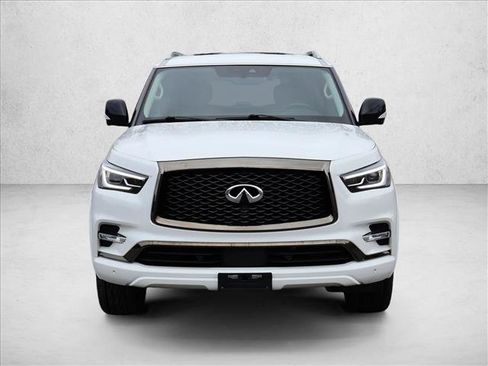 Used 2023 INFINITI QX80 Premium Select w/ All-Season Package AWD/4WD image 2