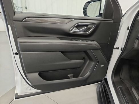 Used 2023 GMC Yukon AT4 w/ Technology Package AWD/4WD image 33