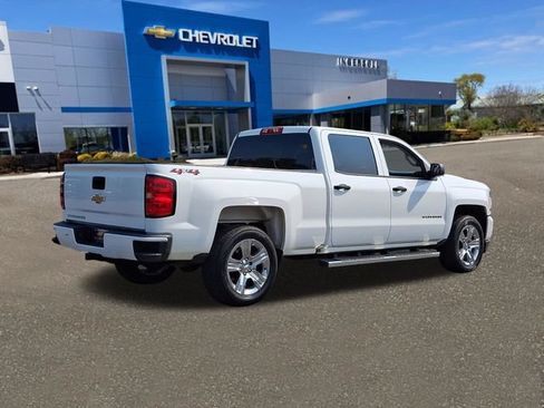 Used 2018 Chevrolet Silverado 1500 Custom w/ Trailering Package AWD/4WD image 24