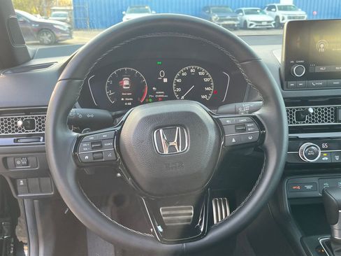 Used 2025 Honda Civic Sport image 25