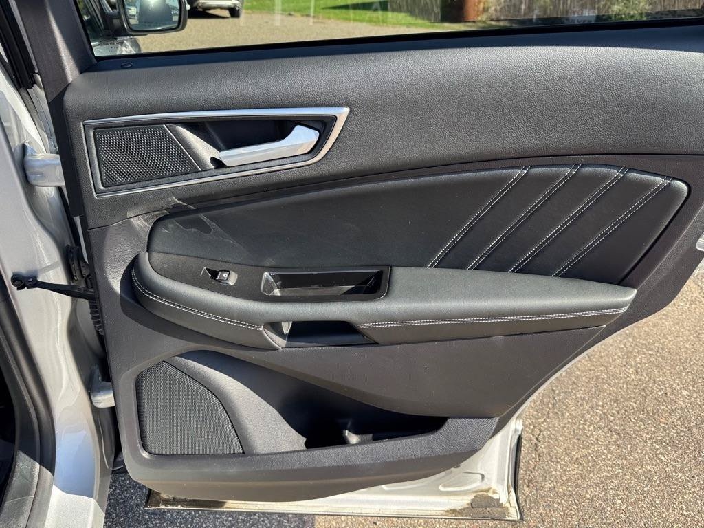 Used 2019 Ford Edge ST w/ Convenience Package AWD/4WD image 27