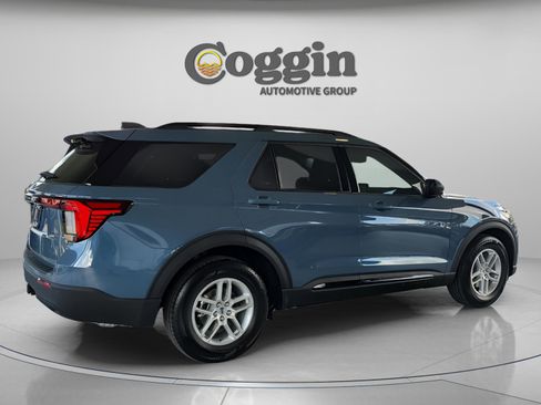 New 2026 Ford Explorer Active image 7