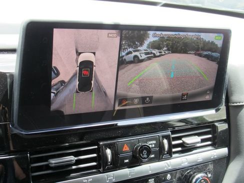 New 2026 Nissan Pathfinder SL FWD image 23