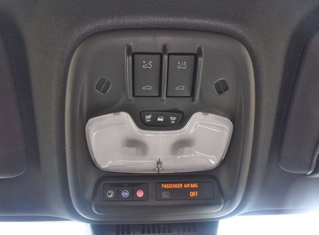 Used 2024 Chevrolet Colorado ZR2 w/ ZR2 Convenience Package III AWD/4WD image 26