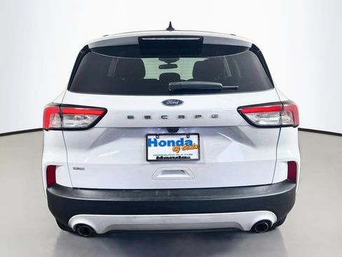 Used 2021 Ford Escape SE FWD image 8