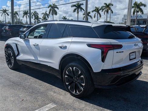 Used 2025 Chevrolet Blazer EV RS w/ Super Cruise Package image 5