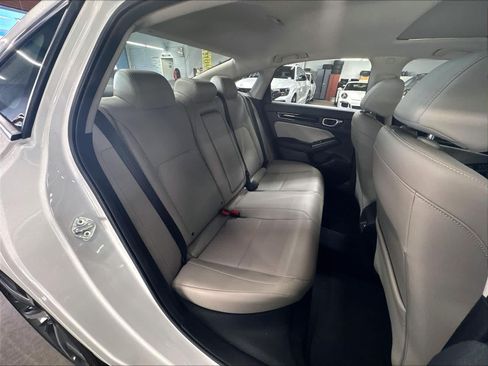 Used 2024 Honda Civic Touring image 28