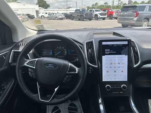 Used 2023 Ford Edge Titanium AWD/4WD image 12