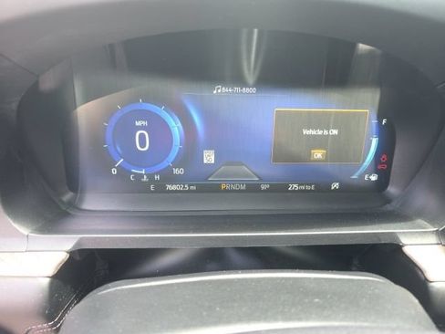 Used 2020 Ford Explorer Platinum w/ Premium Technology Package AWD/4WD image 19