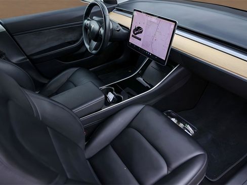 Used 2018 Tesla Model 3 Long Range image 27