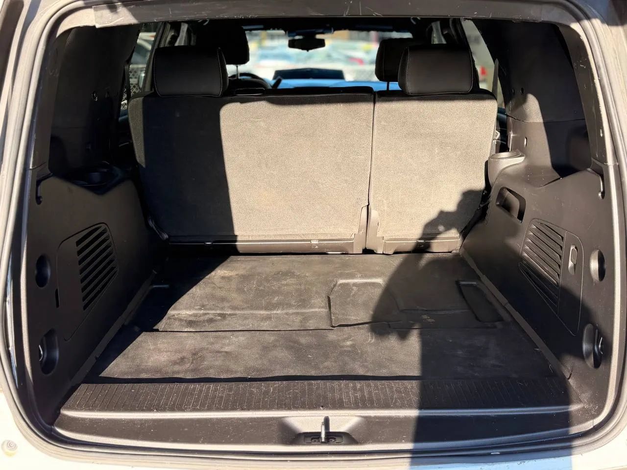Used 2018 Chevrolet Tahoe 4WD image 32