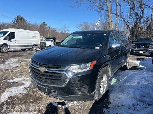 Used 2019 Chevrolet Traverse LS image 3