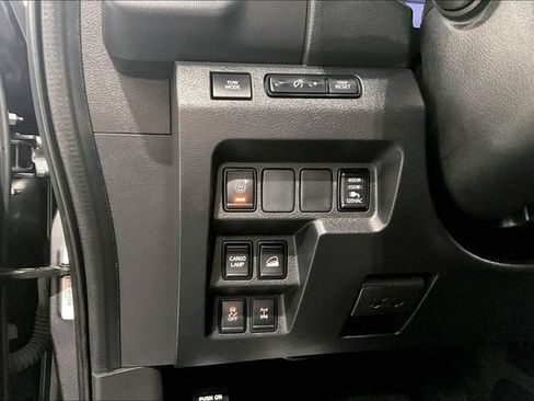 Used 2023 Nissan Frontier PRO-4X AWD/4WD image 22