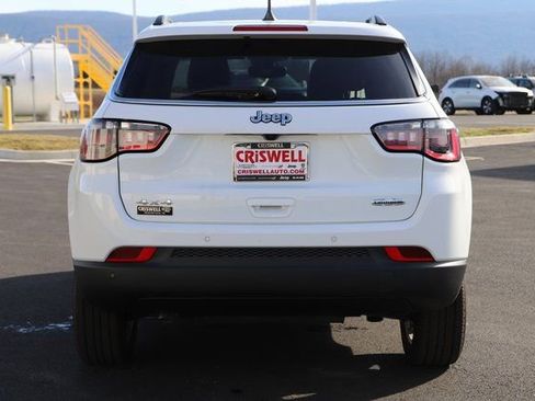 New 2024 Jeep Compass Latitude w/ Sun and Sound Group image 3