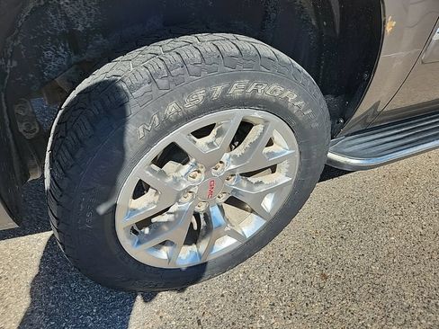 Used 2011 GMC Yukon XL Denali AWD/4WD image 39