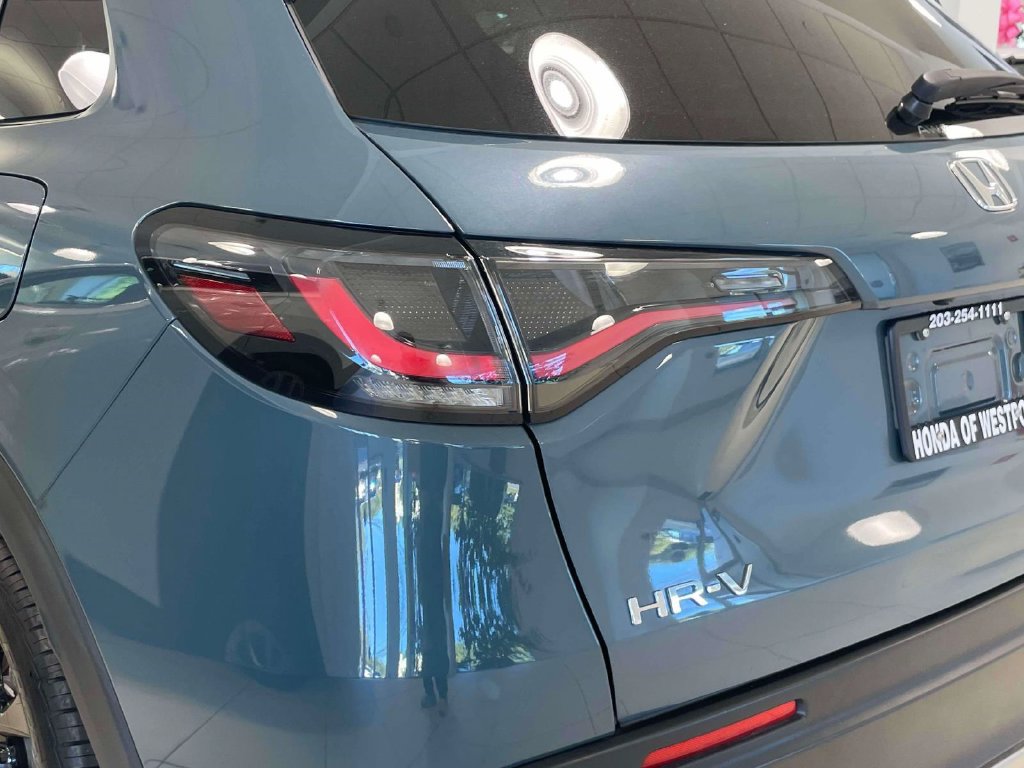 Used 2024 Honda HR-V Sport image 9