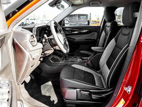 New 2026 Chevrolet TrailBlazer LT w/ Driver Confidence Package image 16