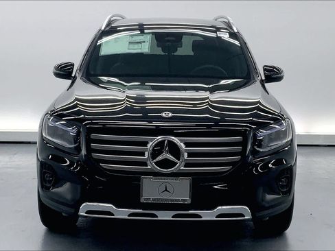 Used 2026 Mercedes-Benz GLB 250 image 3